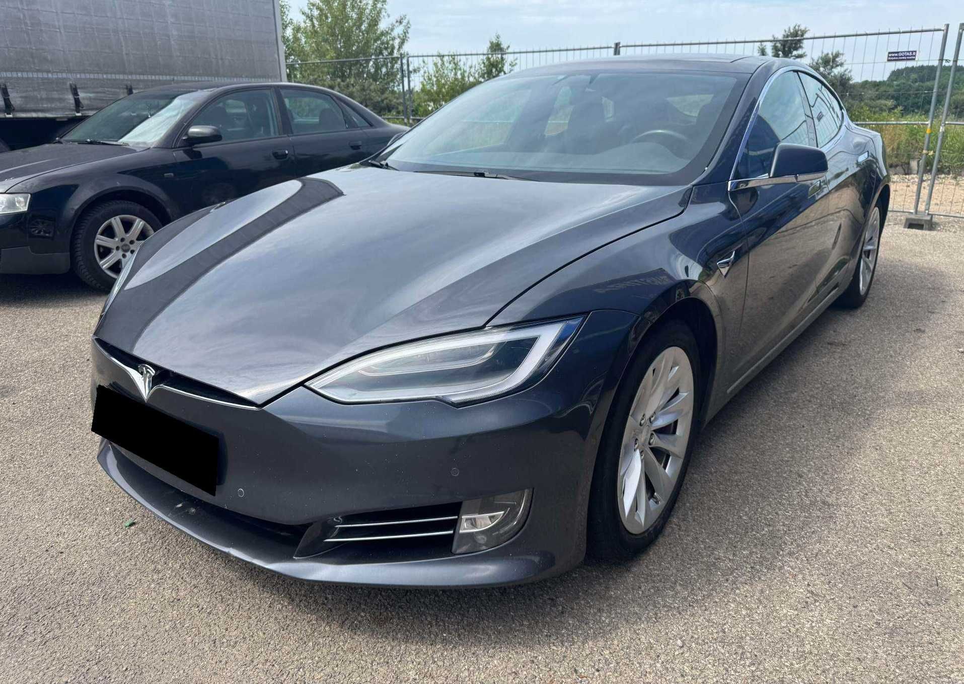 Tesla Model S, 75 кВт ч, 2018