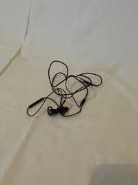 Bowers & Wilkins C5 in ear headphones (earphones)