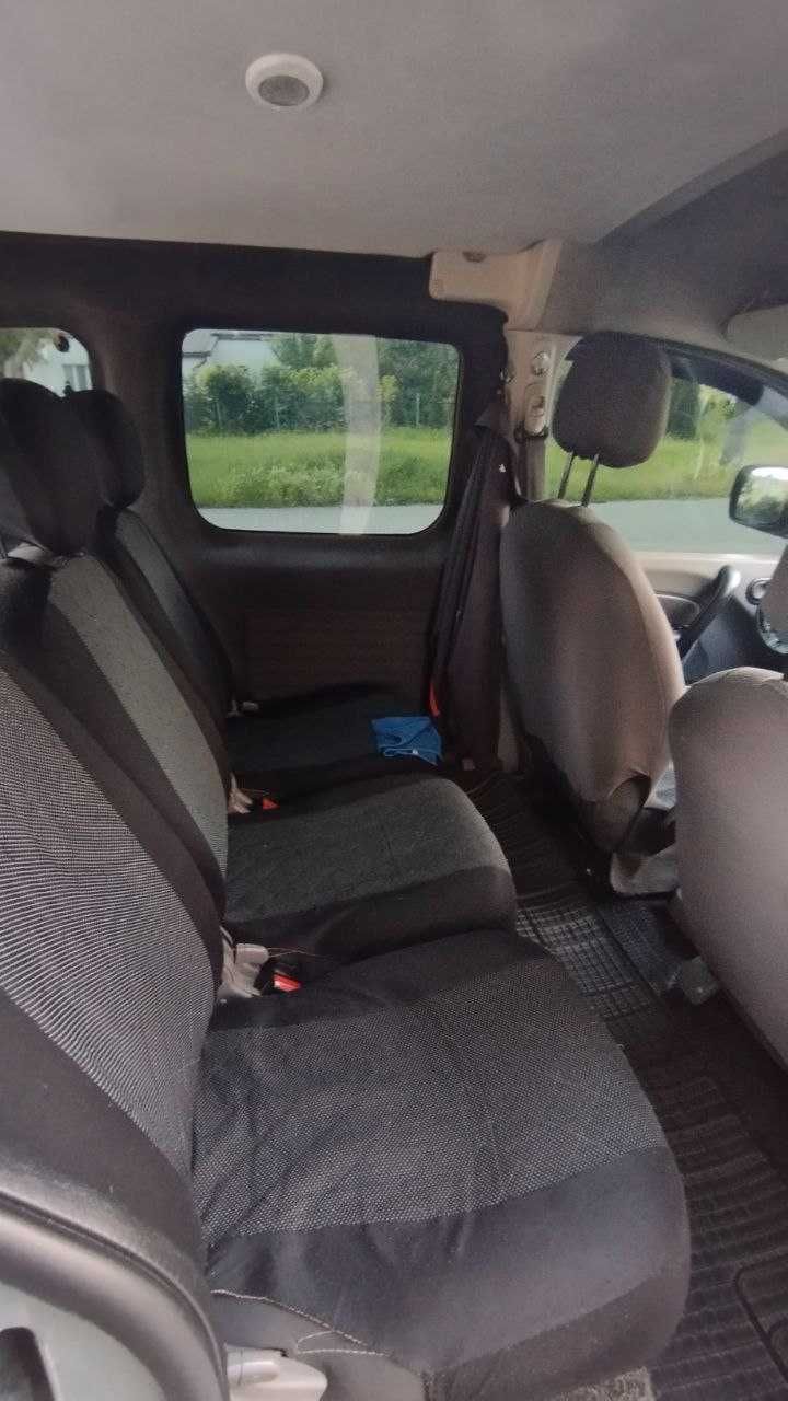 Renault Kangoo 2010 рік 1.5 dci