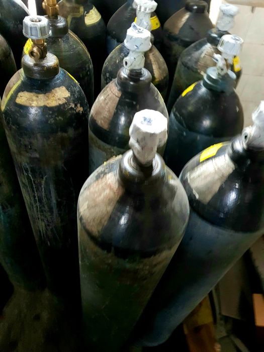 Продам баллоны 40л.  Азот, Аргон, Ацетилен,  Кислород, Углекислота,MIX