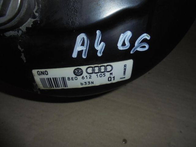 Serwo hamulcowe + pompa Audi A4 B6 -105M