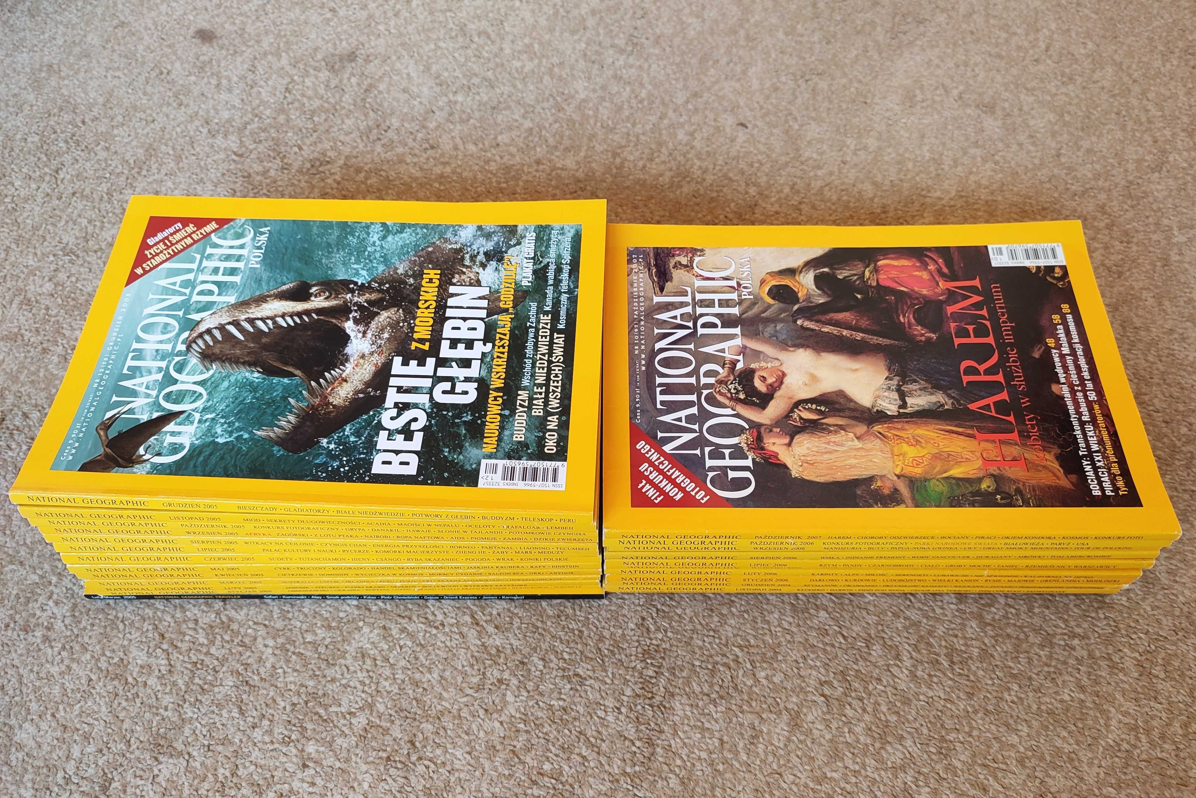 National Geographic 24 egzemplarze, cały rocznik 2005 plus inne luźne