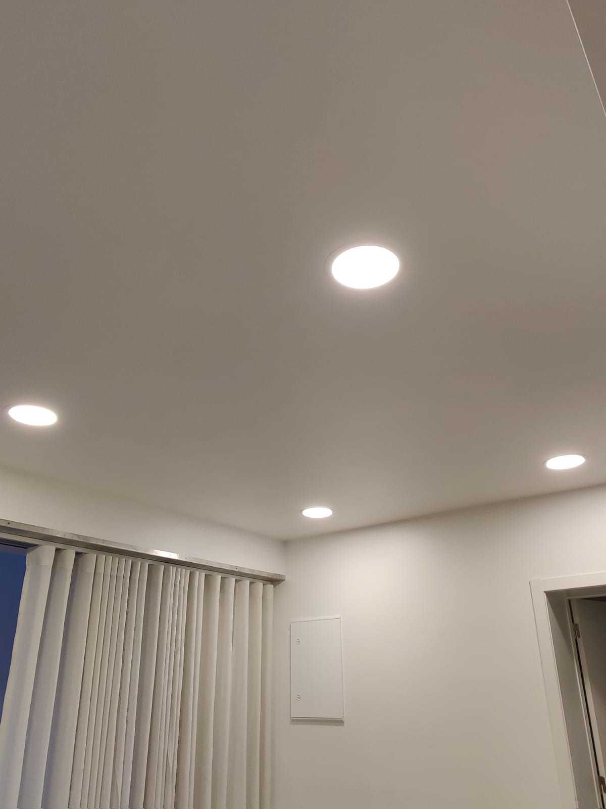 Foco LED 3000K e 6000K novo (40 unidades)