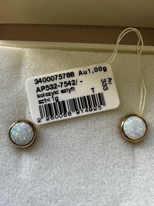 Złote kolczyki z opalitem sztyft Apart