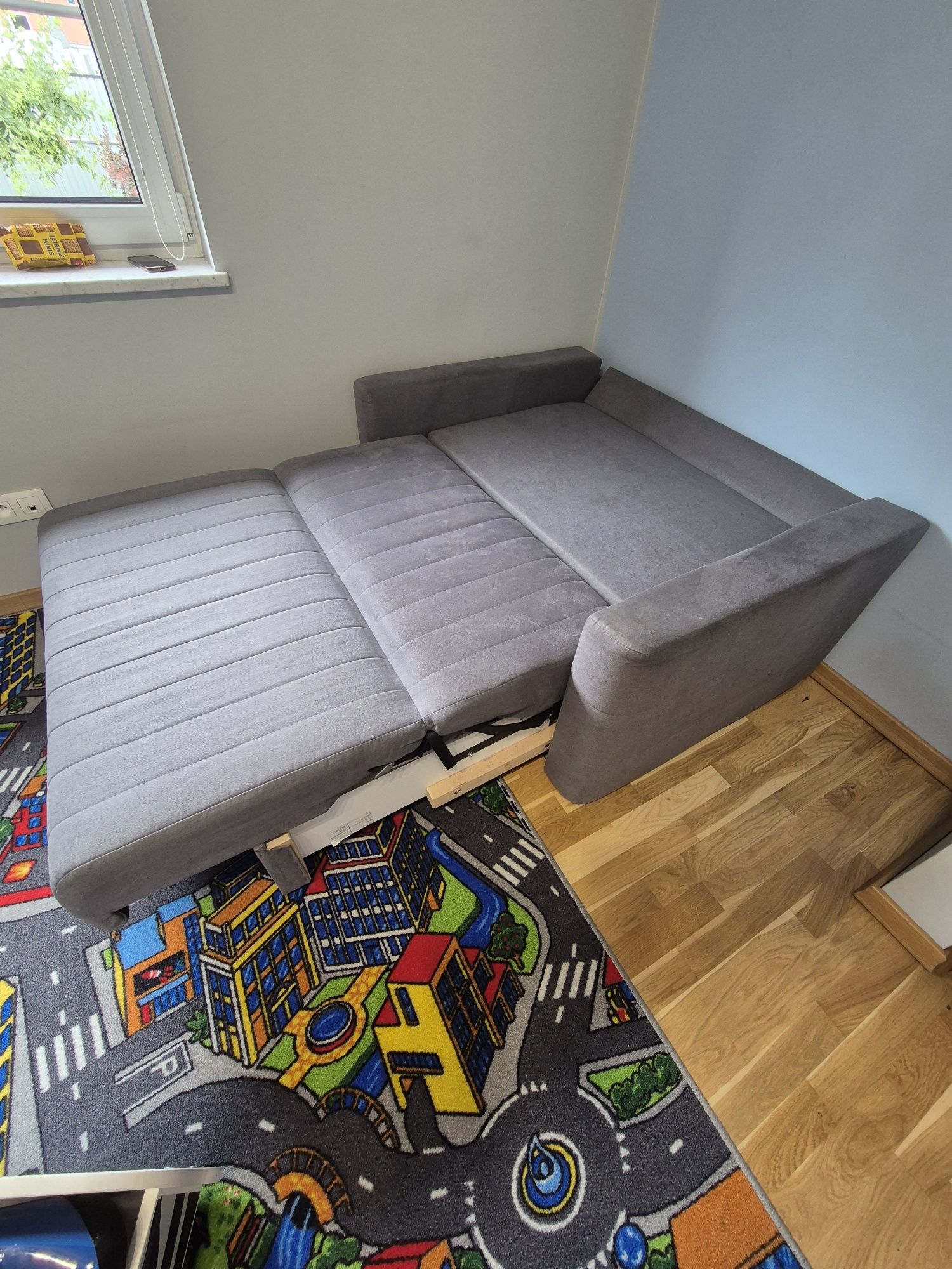 Sofa rozkładana 137 szerokości
