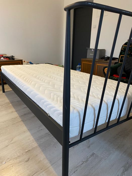 Łóżko metalowe 90x200 JYSK