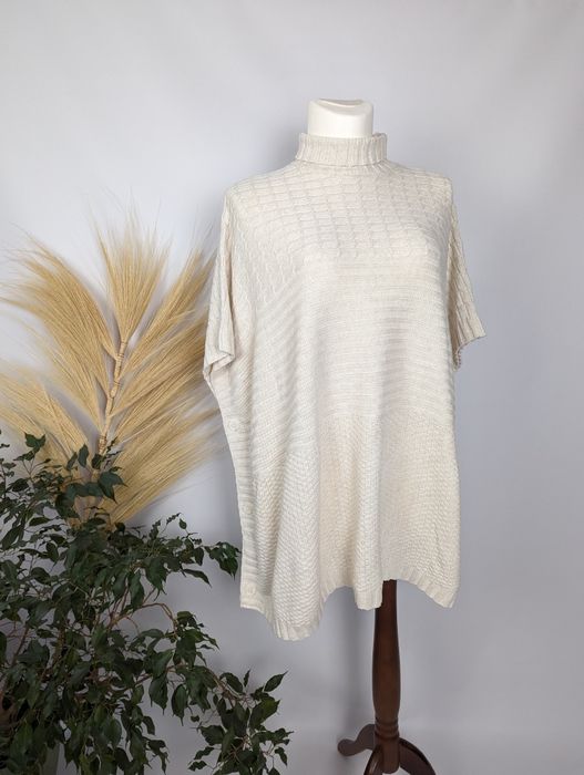 Kremowe ponczo peleryna z golfem gruby splot z wełną H&M M 38 oversize