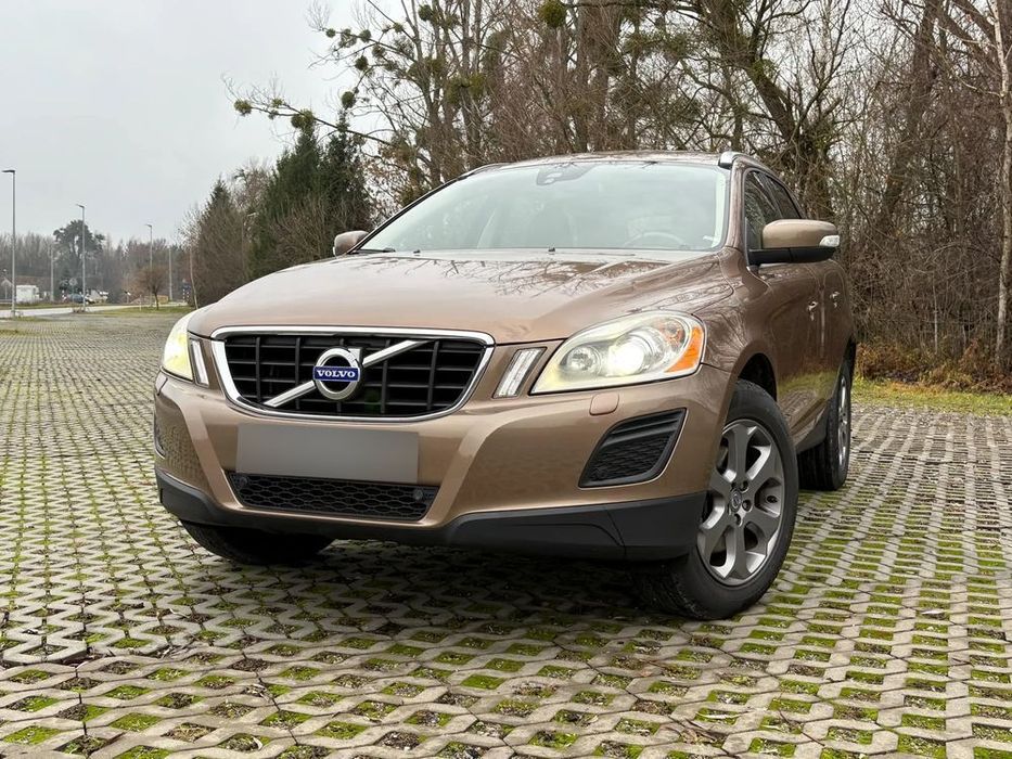 Volvo XC 60 Volvo xc60 2.4 D5 Summum nowy rozrząd !!!