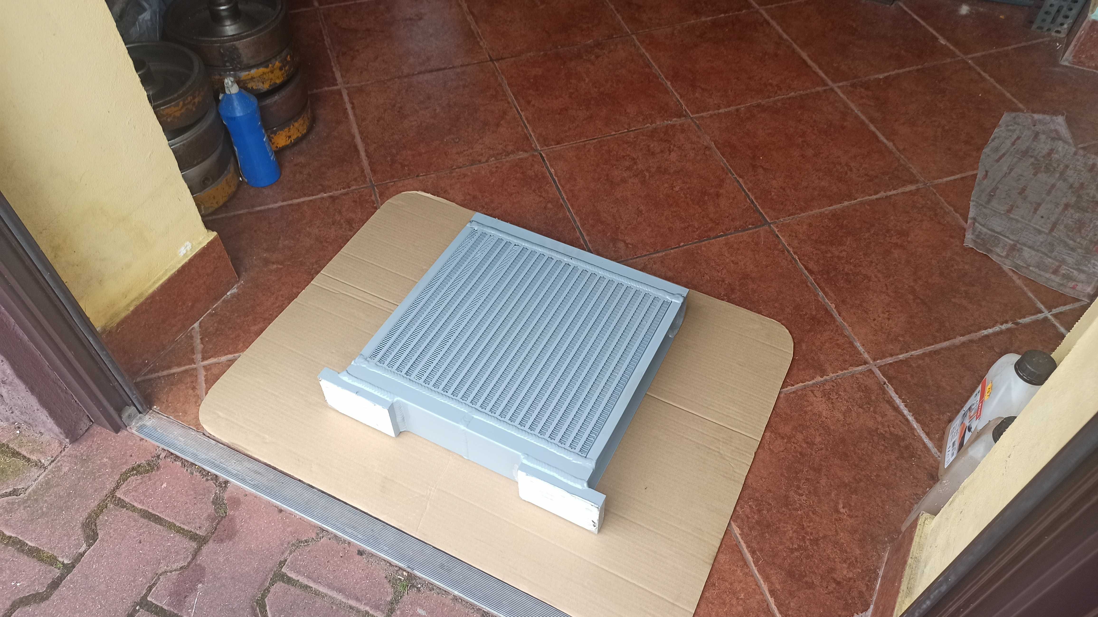 Nowa Chłodnica Oleju Hydraulicznego Ciągnik LKT 81 Standard 81 TURBO