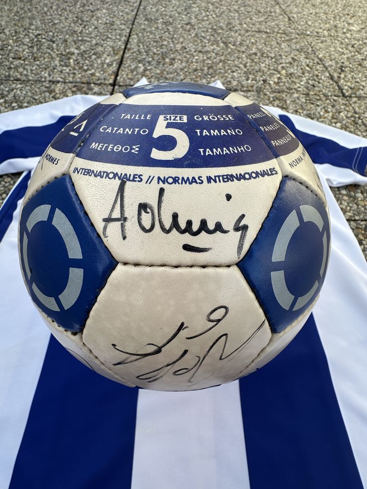 Bola Autografada - FC PORTO - Equipa 96/97 - VINTAGE