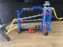 Pista Monster Jam Mega garagem