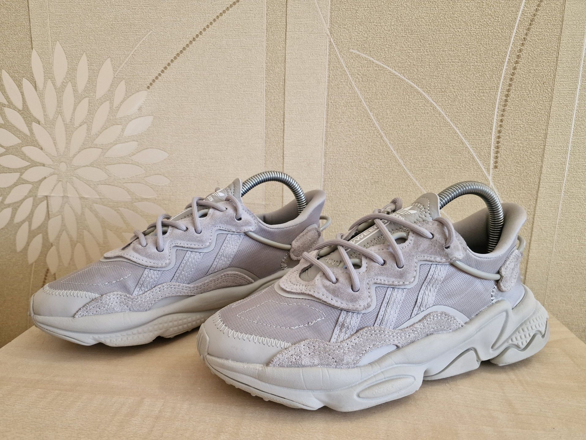 Кросівки Adidas Ozweego оригінал розмір 36 2/3