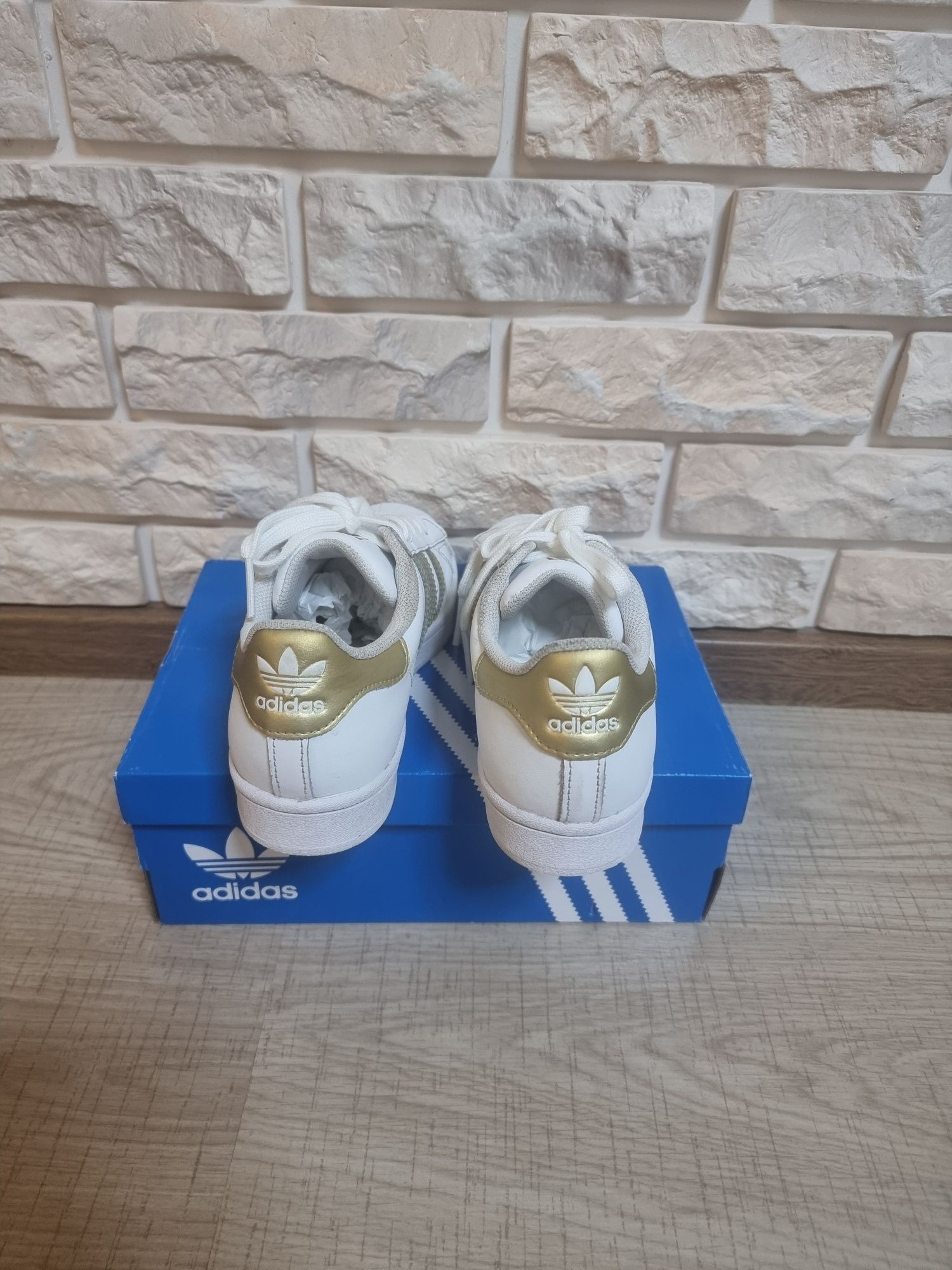 Кеды Adidas Superstar W для девочки, р.38