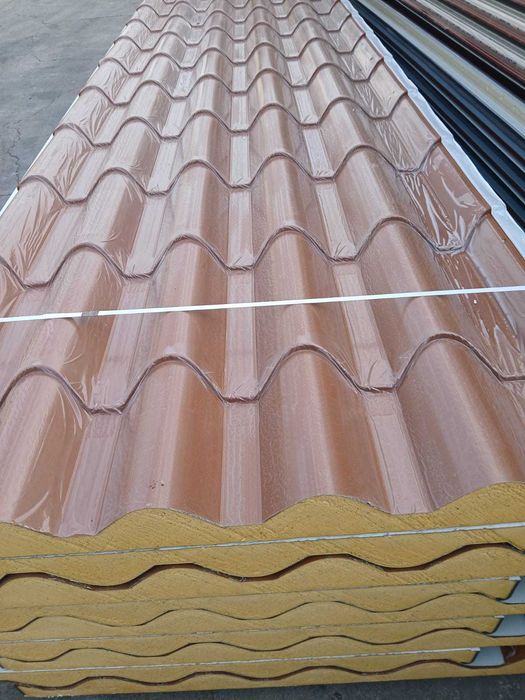 Painel sandwich 5 ondas
