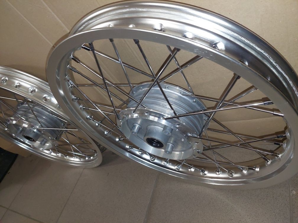 Nowe kola kpl simson s50 s53 s70 enduro r16cali aluminiowe wycentrowan