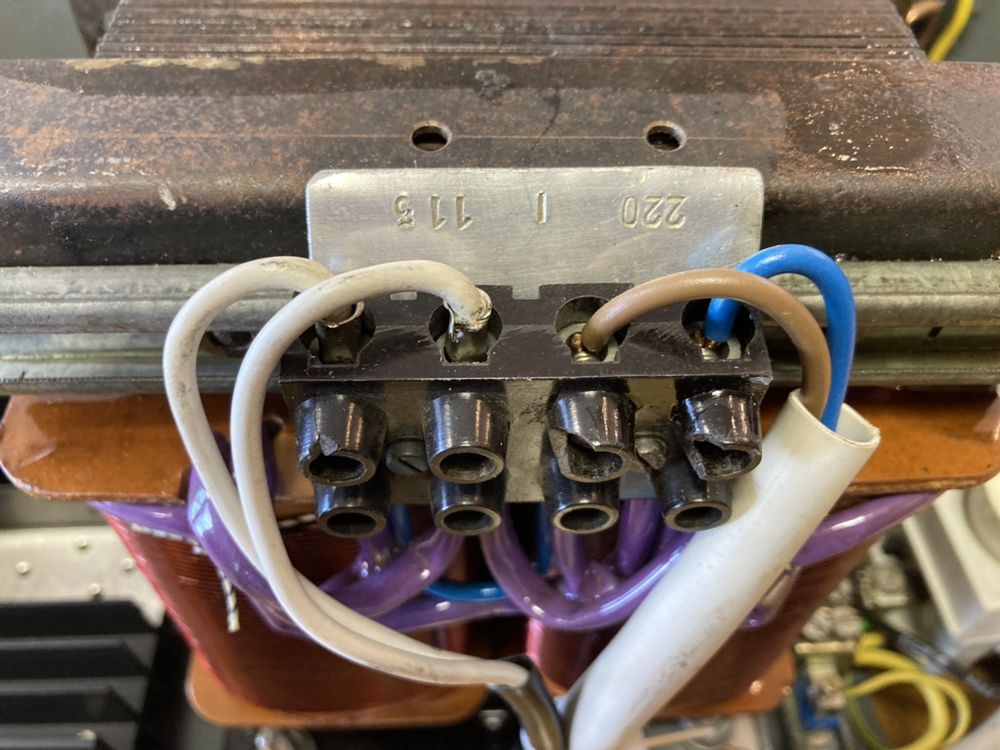 Transformator dzielący 220-115V 1kVa