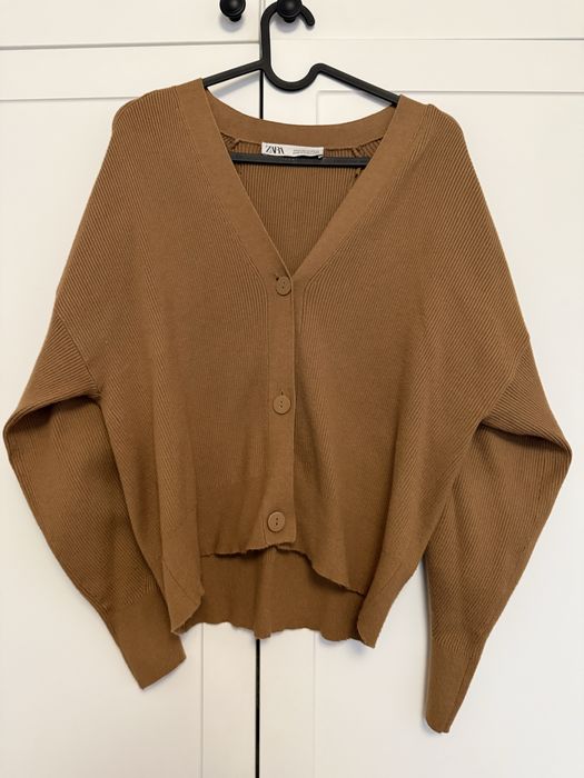 Светр від Zara 38 розмір