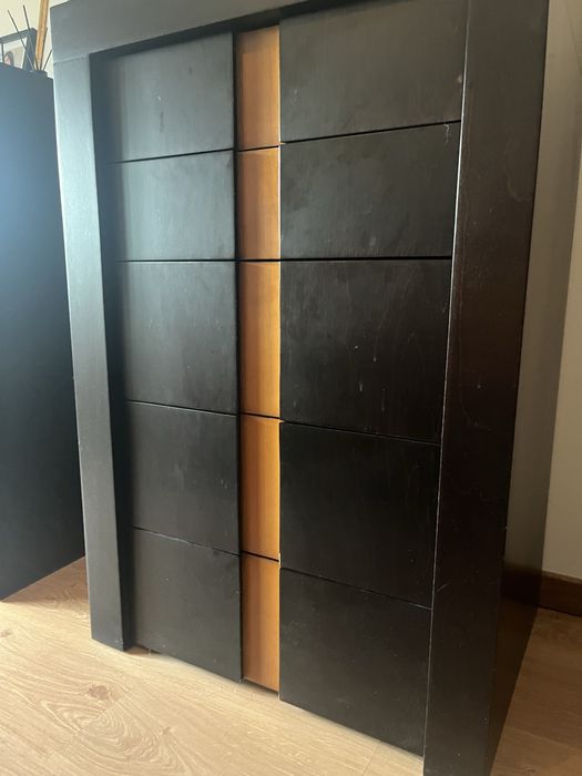 Quarto completo com 2 mesinhas 2 camiseiros 1 espelho