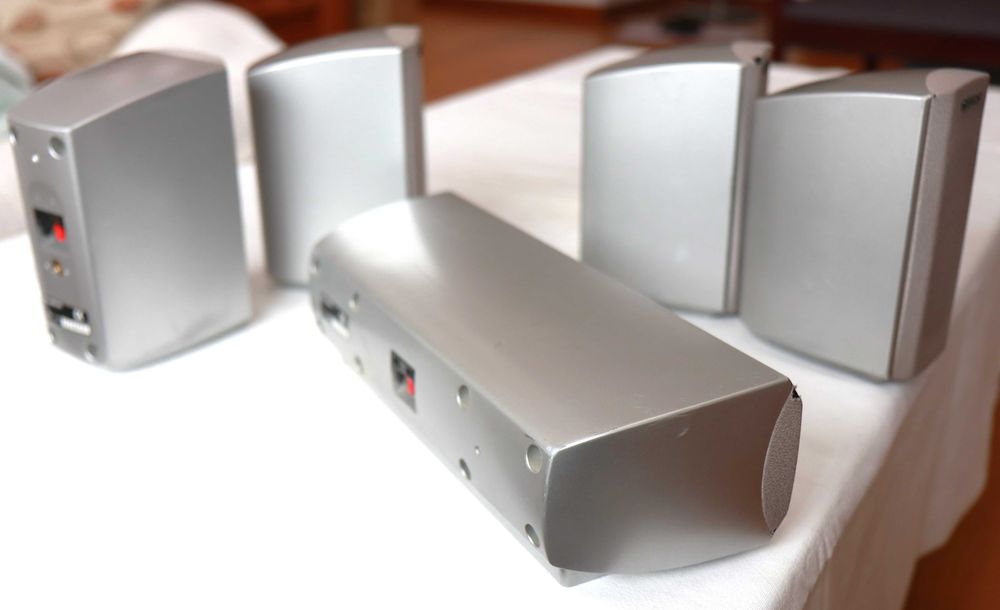 Colunas Sony CN-145 e MS-145 de dolby surround