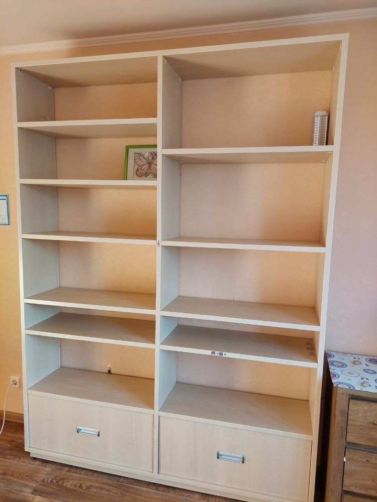 Комод стелаж полиці для книжок