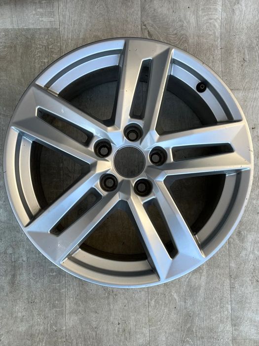 ALUFELGA FELGA 7Jx17H ET42  5x112 17 audi 8W0601025 P