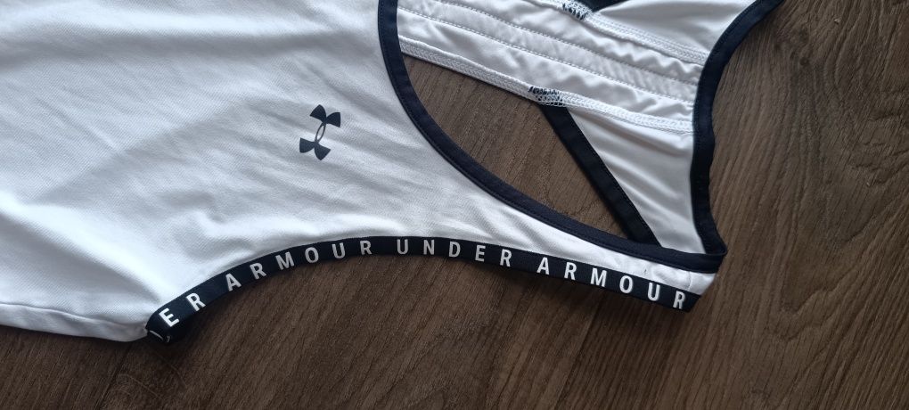 Under armour жіноча майка спортивна S