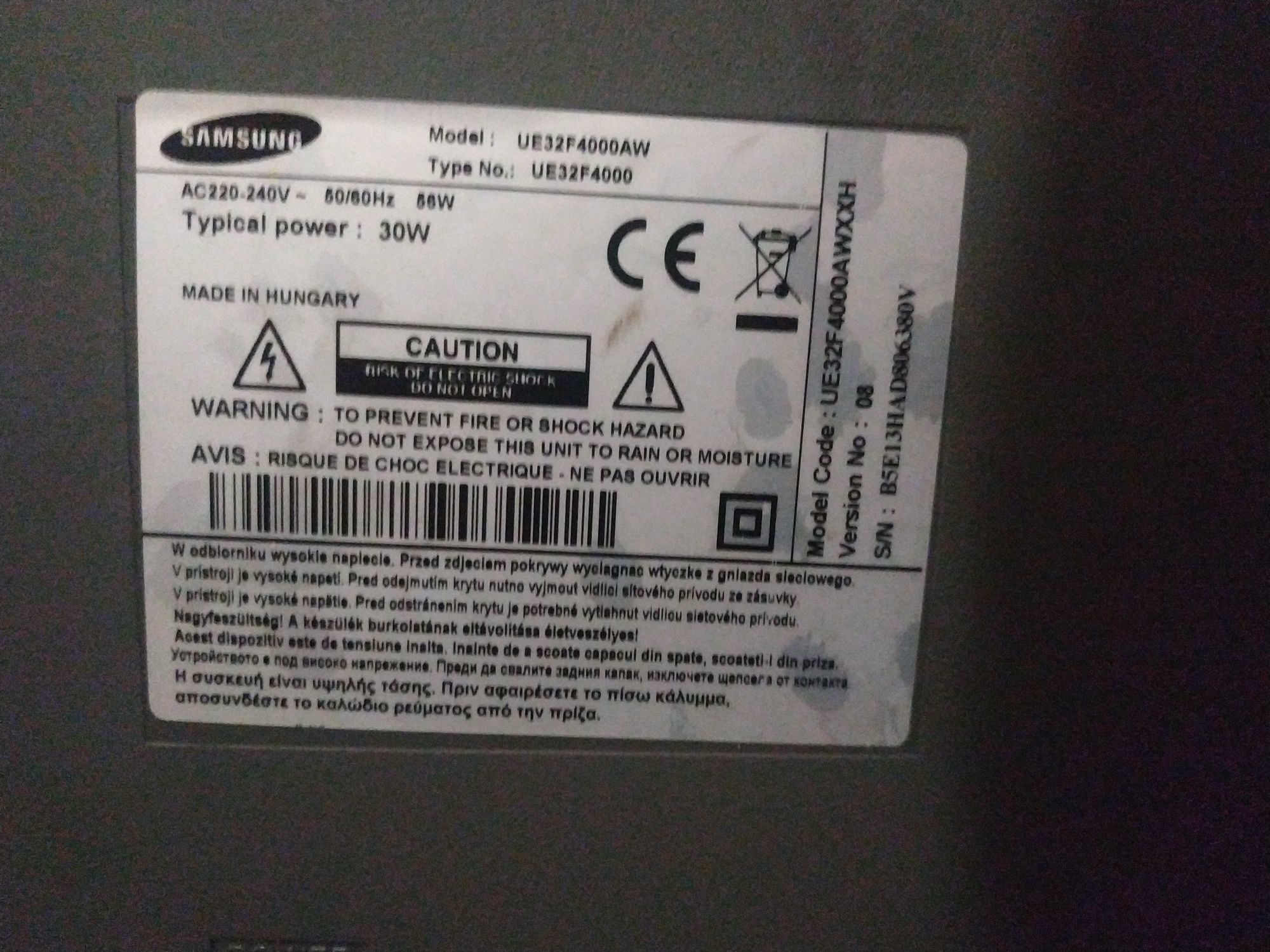 Продам на запчасти Samsung ue32f4000aw