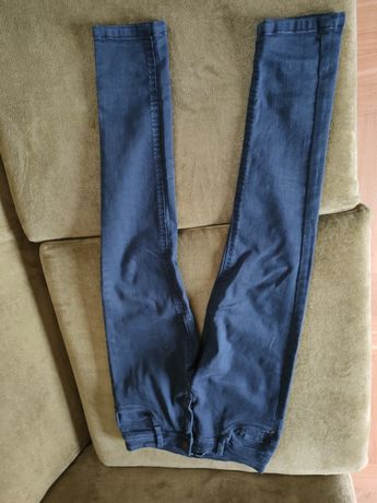 Spodnie denim używane rozmiar 146