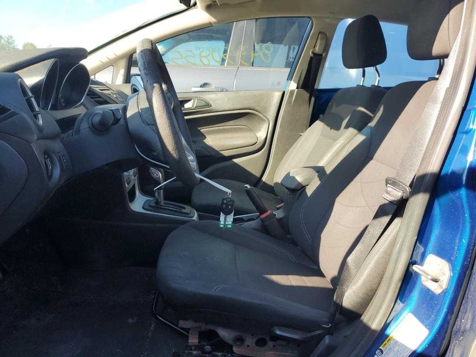 В дорозі FORD FIESTA SE 2019 США форд фієста сі 1.6 передній привід