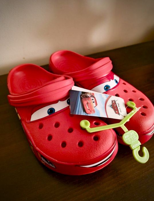 Crocs Zygzak McQueen - Klapki - Chodaki - Ogrodniczki Auta Pixar 42-43