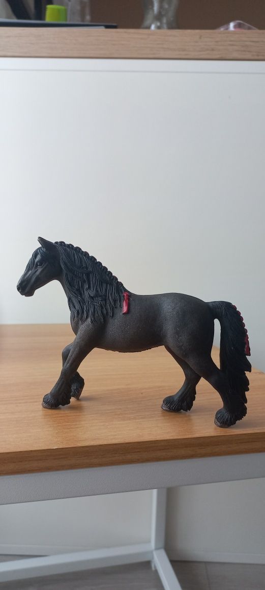 Figurka konia marki Schleich