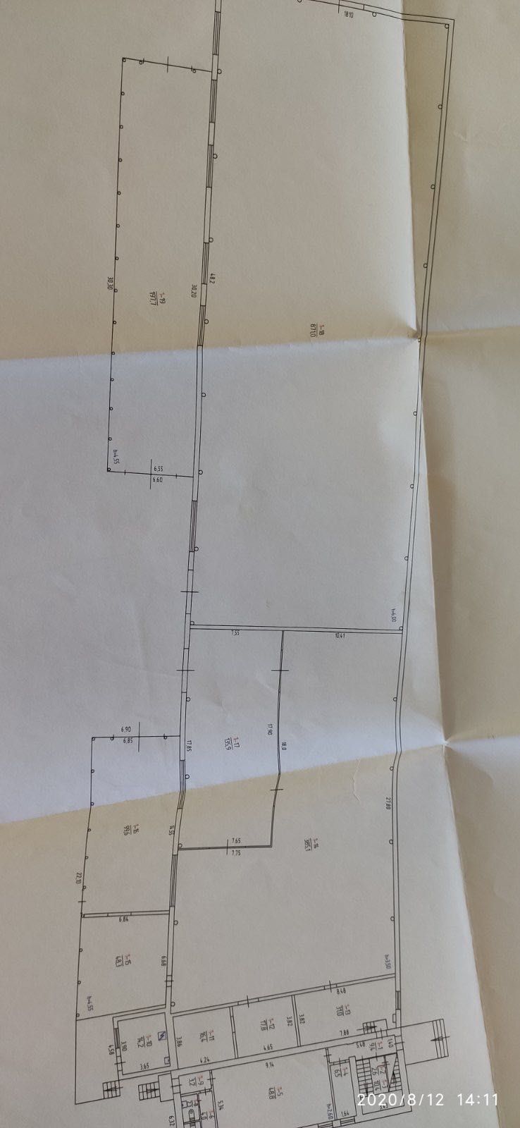 Продам торгого офісне приміщення 1995 м.кв і територією 50 соток