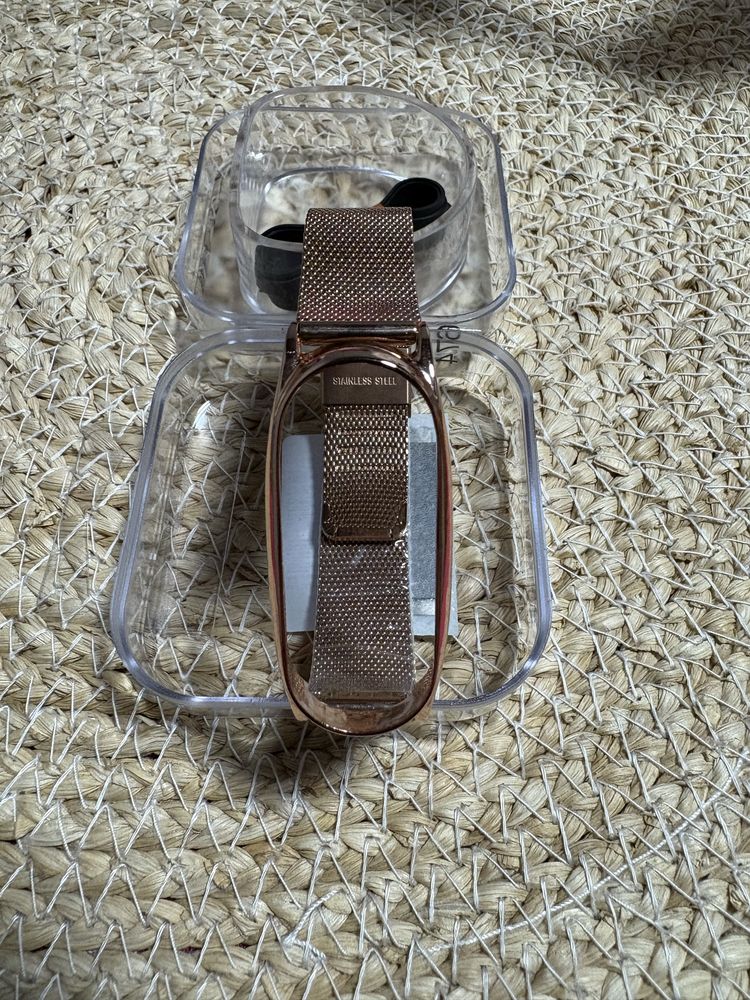 Paski Mi band 5 6 6NFC złoty, róż złoto, czarny, eko skóra czarny 5szt