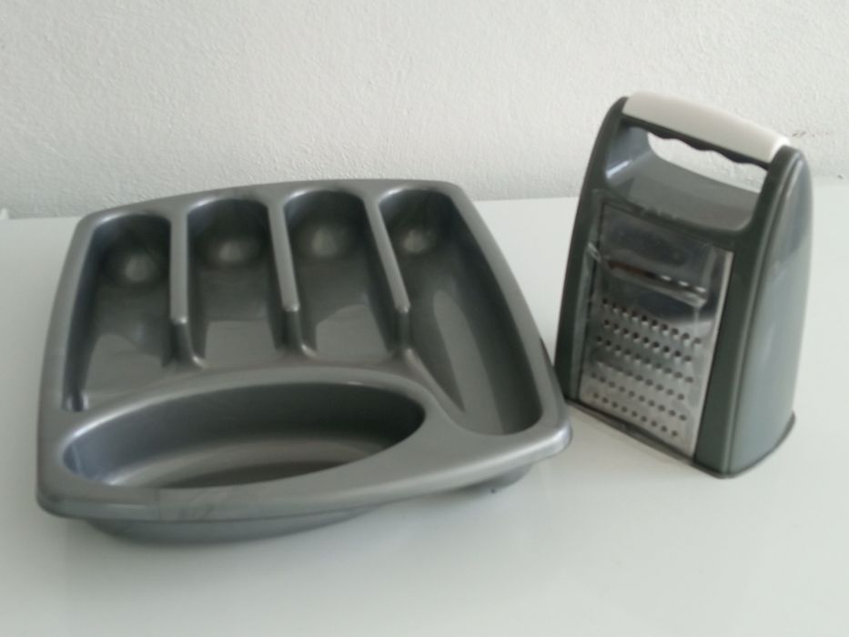 Porta-talheres ou ralador?