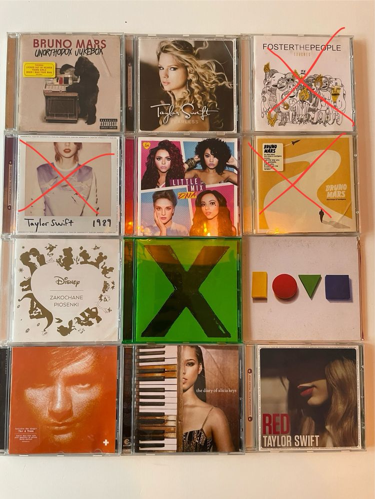 CD - brunos mars, taylor swift, foster the people, ed sheeran