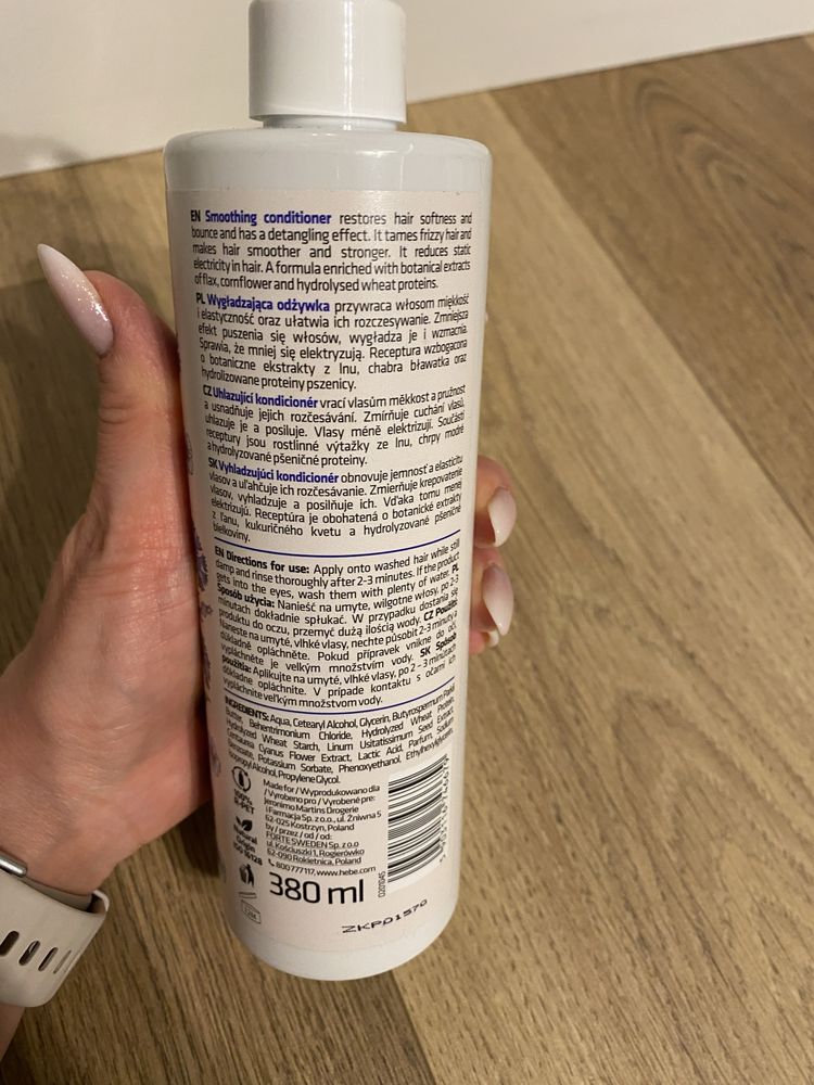 Odżywka wygładzająca do włosów Hebe Smoothing 380 ml
