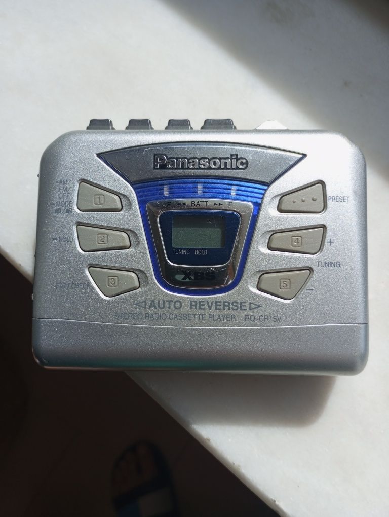 Walkman Panasonic RQ-CR15V com radio