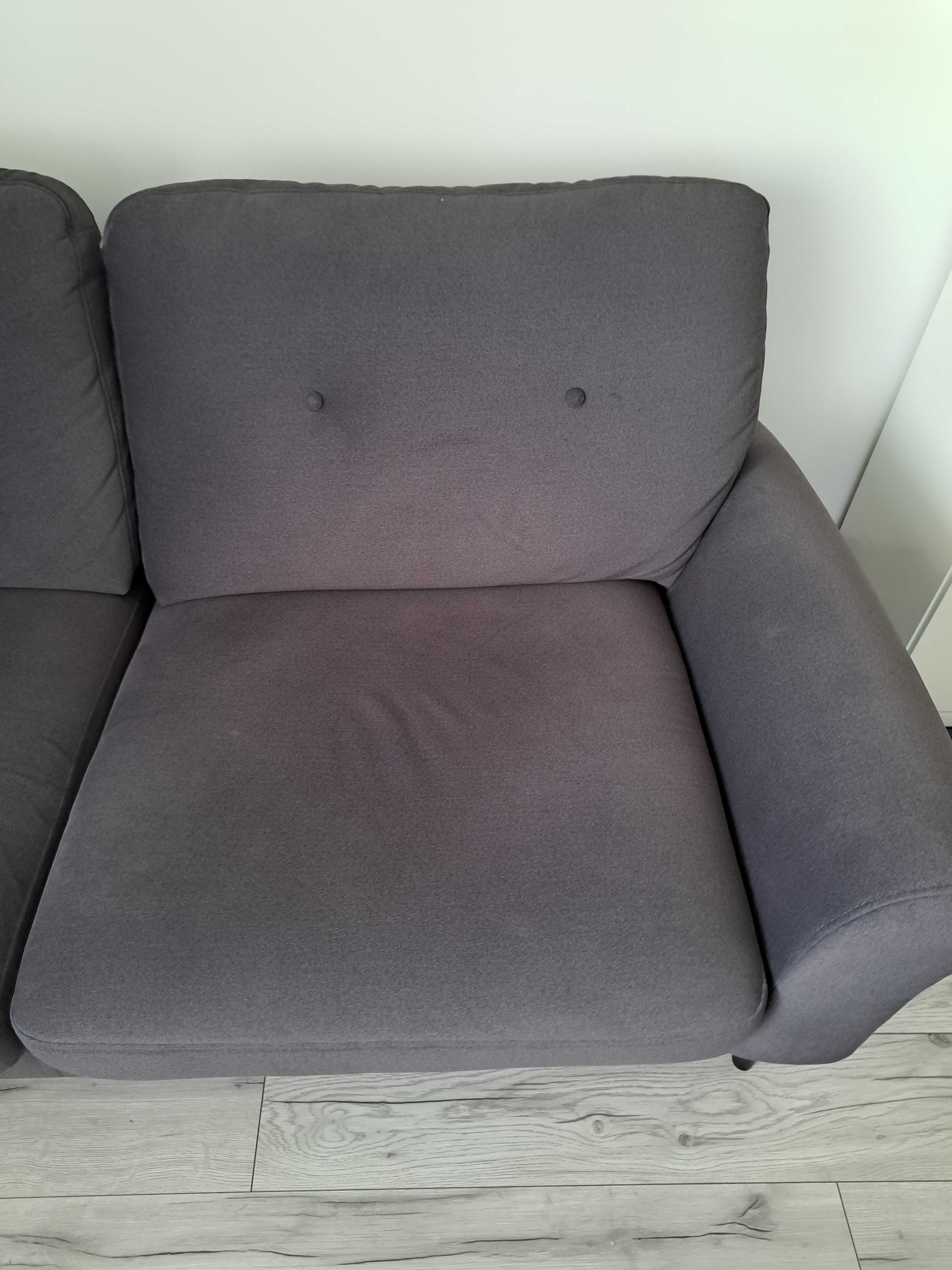 Sofa 3 osobowa  z pufą  z Agata Meble.