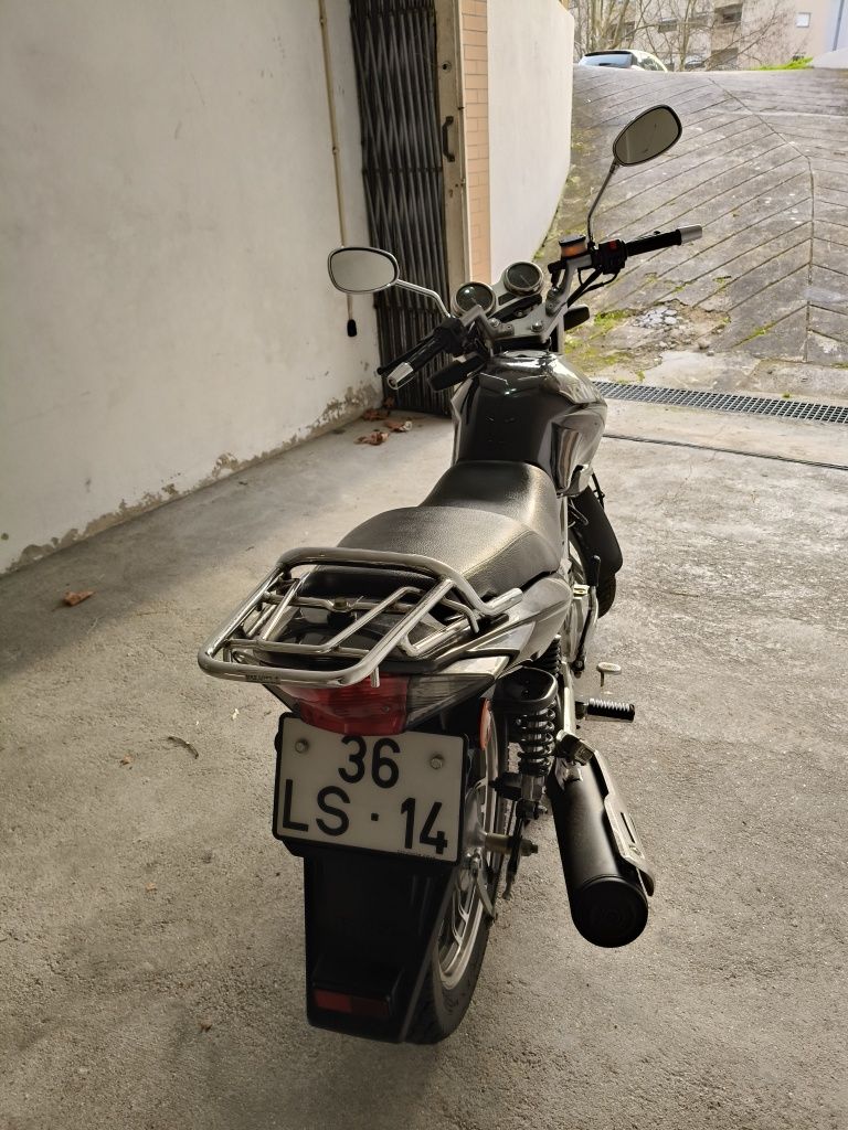 KYMCO pulsar 125