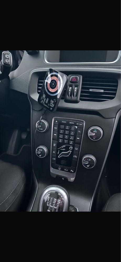 Volvo v40 d2 2013