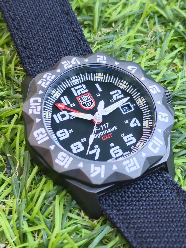 relógio Luminox Nighthawk F117