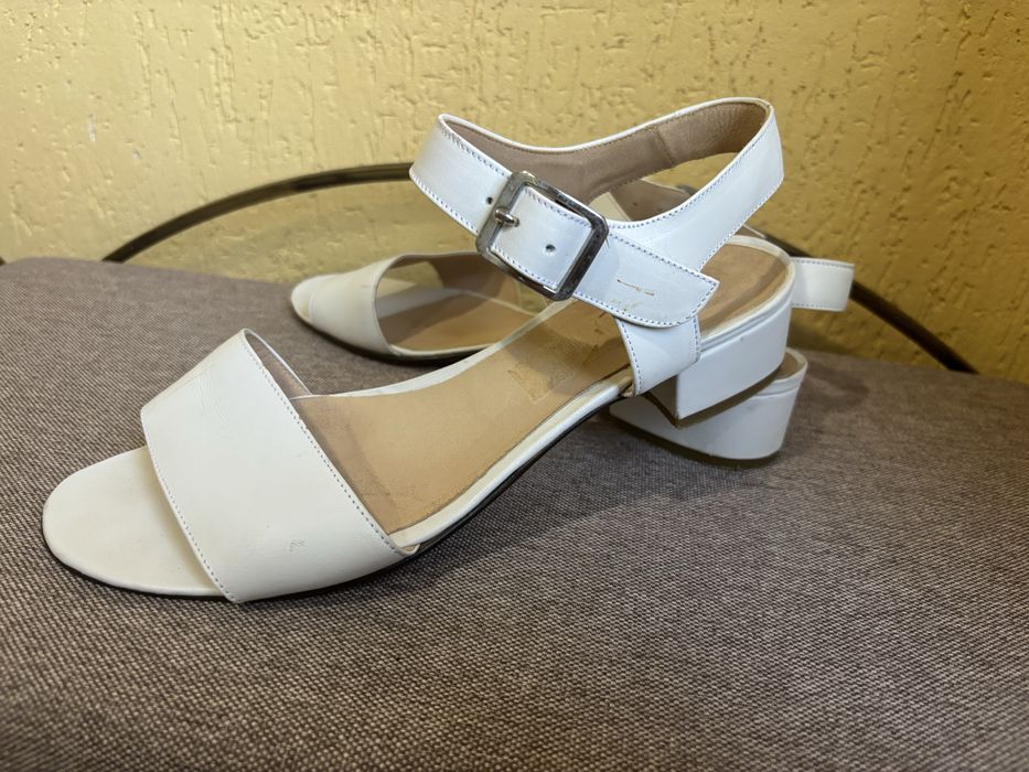 Босоніжки бу розмір 40