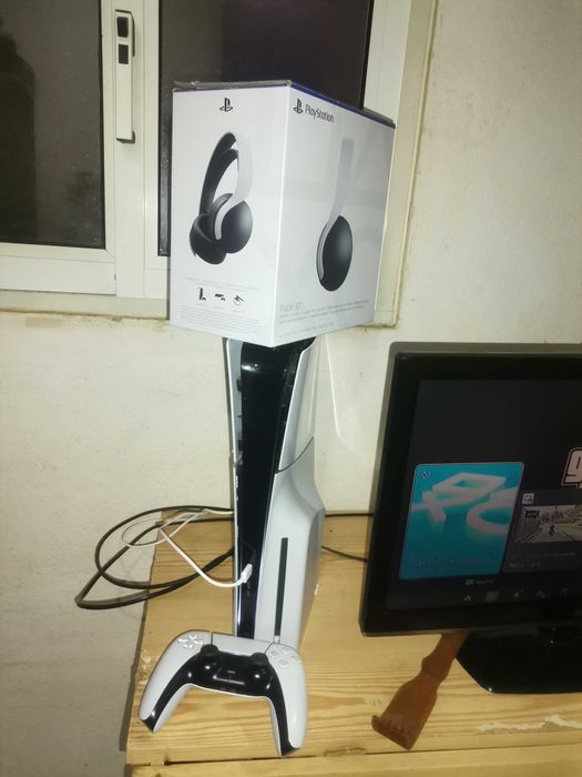 Vendo ps5 como nova fones sem fios 1 jogo