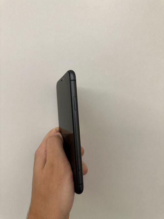 iPhone 11, 128 Гб, неверлок, 84% акб