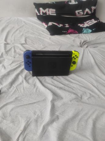 Nintendo switch z dodatkami