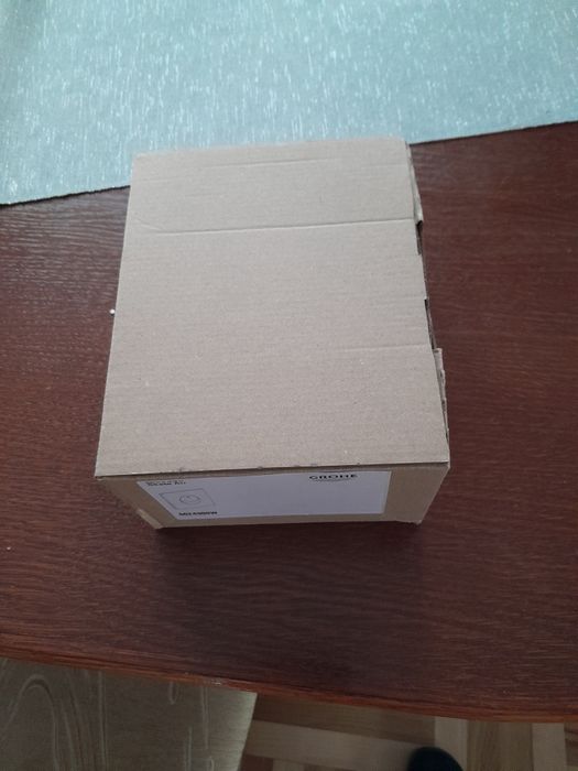 Srebrny przycisk Grohe spłuczki do ubikacji podwieszanej