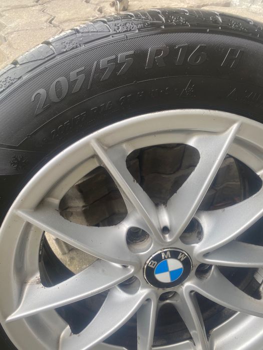 Oryginalne alufelgi BMW 16” + opony zimowe