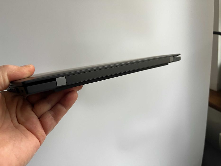 Lenovo ThinkPad X1 Carbon Gen 11 i7-1355U 32GB 512 SSD OLED W11P FV 23