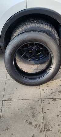Opony Bridgestone 235/55R18 HL422+ 100H