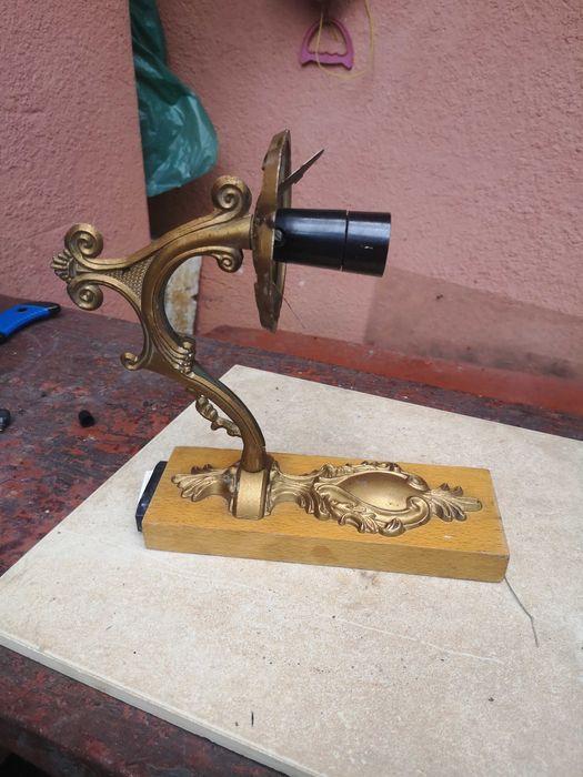 Sprzedam starą lampę